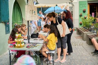 Ateliere de creatie părinte-copil in Piata Aurarilor Ateliere de creatie părinte-copil in Piata Aurarilor