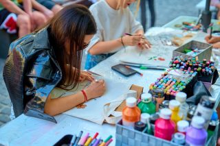 Ateliere de creatie părinte-copil in Piata Aurarilor Ateliere de creatie părinte-copil in Piata Aurarilor